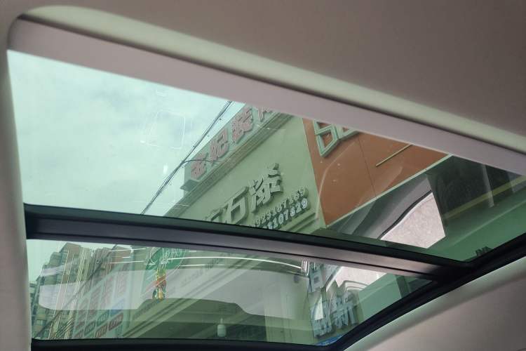 Used Volkswagen Magotan 2019 330TSI DSG Leading Model China VI Standard Headliner