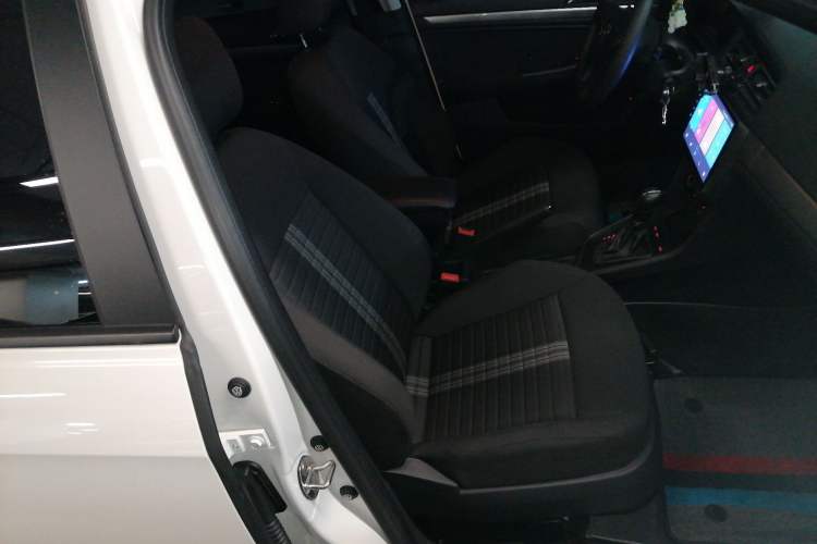 Used Volkswagen Lavida 2019 Lavida Start 1.5L Automatic Trendy Version China VI Standard