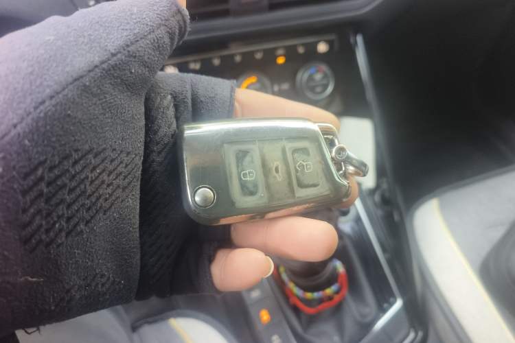 Used Volkswagen Tayron 2019 330TSI Two-Wheel Drive Luxury Model China VI Standard Vehicle Key