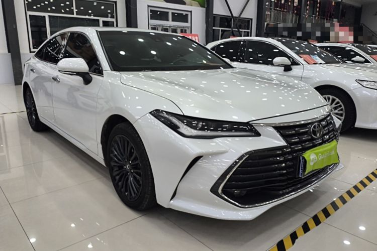 Used Toyota Avalon 2022 2.0L XLE Premium Edition Front Right 45 Deg