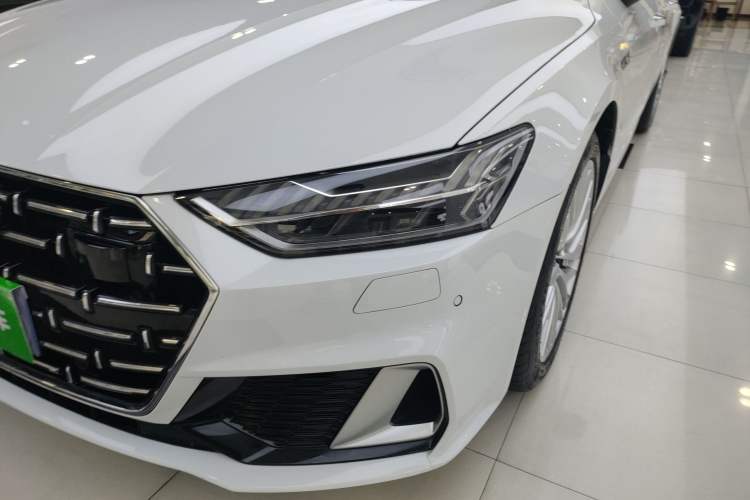 Used Audi A7L 2024 45TFSI S-line Dream-Building Edition Flow Crystal Package
