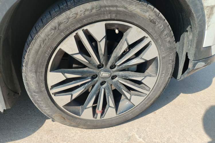 Used Bestune T77 2019 Facelift 230 TID Automatic Luxury Version China V Emission Standard
