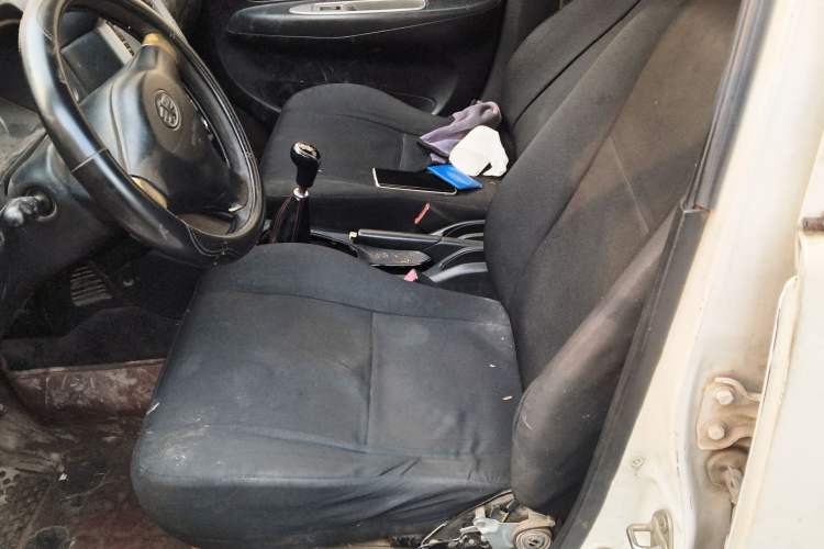 Used FAW Senya S80 2011 1.5L Manual 5-Seater Urban Elite Edition
