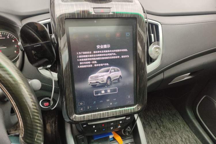 Used SWM X7 2016 1.8L Manual Luxury Edition 7 Seats