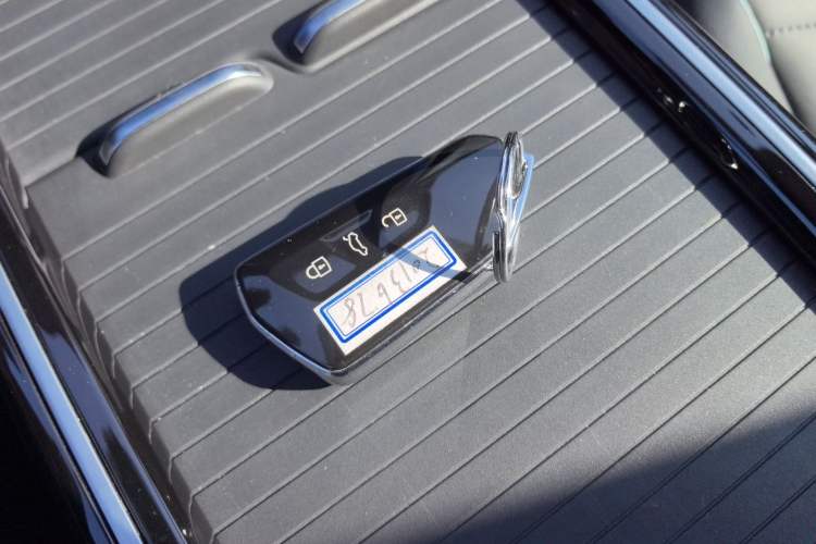 Used Volkswagen ID.4 X 2023 Ultra-Intelligent Long-Range Version