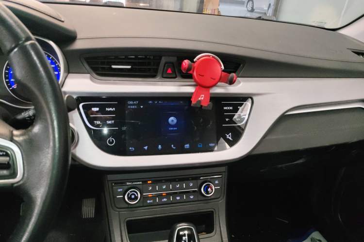 Used Geely Auto Vision 2020 Revised Version 1.5L CVT Asian Games Edition Audio And AC Panel