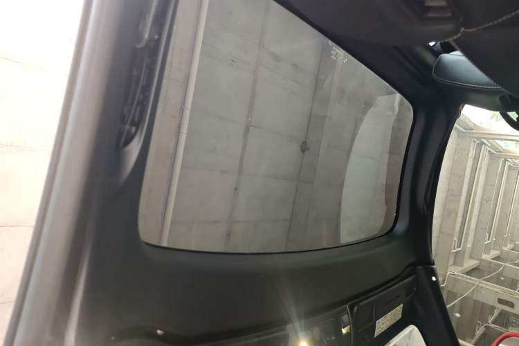 Used Mercedes-Benz SLK-Class 2011 SLK 200 Fashion Model