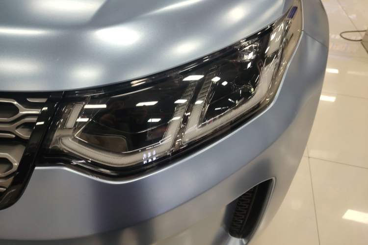 Used Land Rover Discovery Sport 2020 249 PS R-Dynamic Performance Edition
