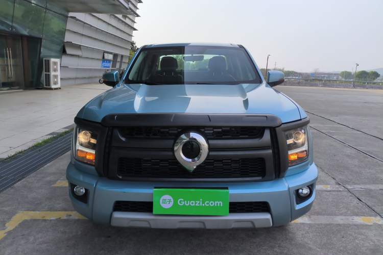 Used Great Wall King Kong Poer 2024 2.0T Automatic 8AT Diesel Two-Wheel-Drive Elite Flatbed Front