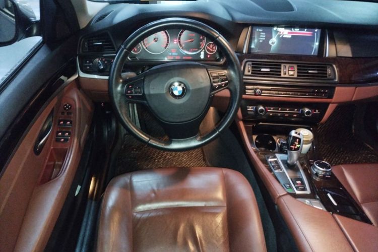 Used BMW 5 Series 2013 530Li Leading Model
