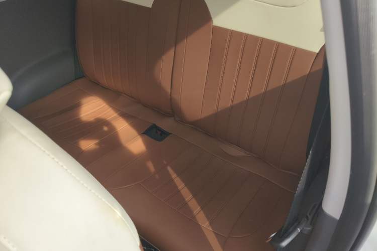 Used CHANGAN NEVO Lumin 2023 205km Xiangqin Version
