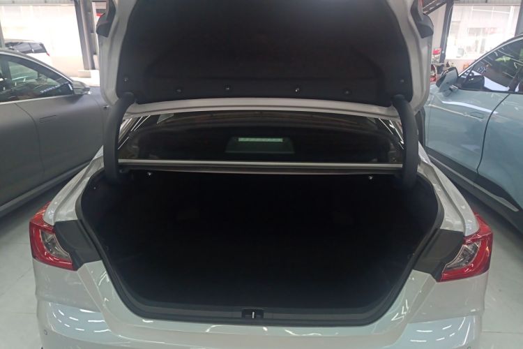 Used Toyota Camry 2024 Dual-Motor 2.0HS Sport Edition