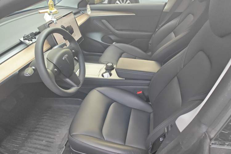 Used Tesla Model 3 2022 Rear-Wheel-Drive Version