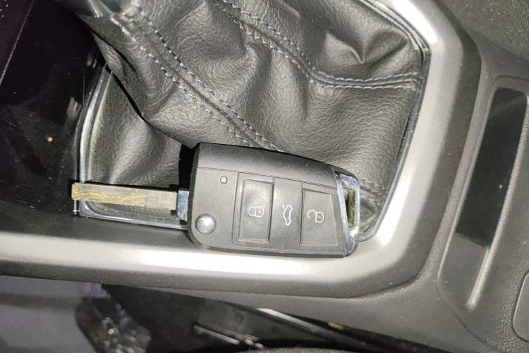 Used Volkswagen T-Cross 2019 1.5L Automatic Comfort Edition Vehicle Key