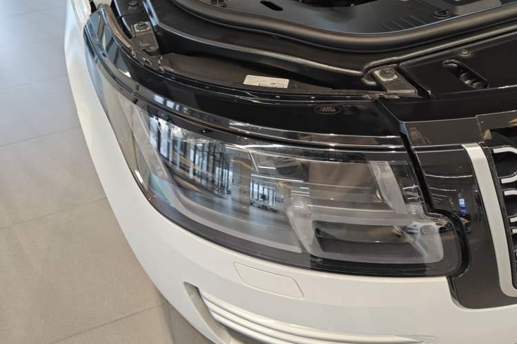 Used Land Rover Range  Right Front Headlight