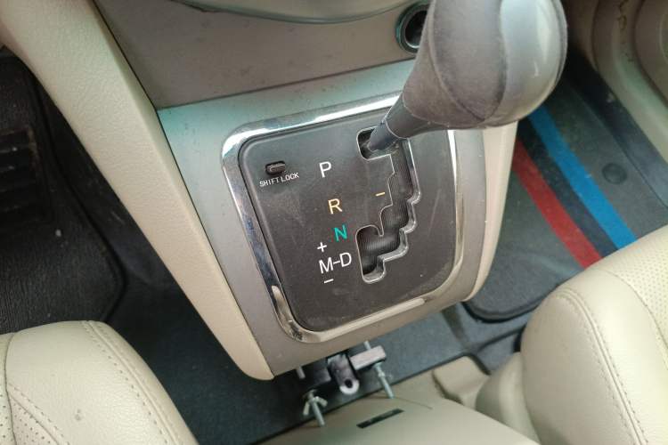 Used BYD S6 2011 2.4L Automatic Luxury Edition
