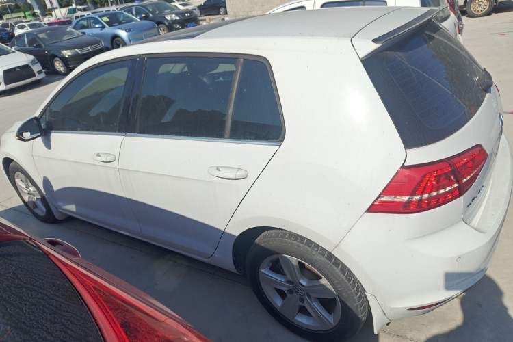 Used Volkswagen Golf 2016 230TSI Manual Comfort Version