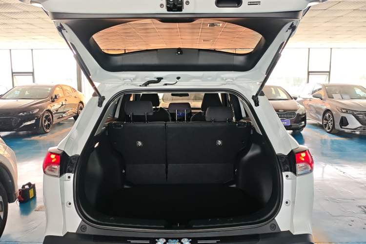 Used Toyota FRONTLANDER 2022 2.0L CVT Leading Edition