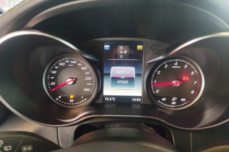 Used Mercedes-Benz GLC 2019 Facelift GLC 260 L 4MATIC Luxury Model
