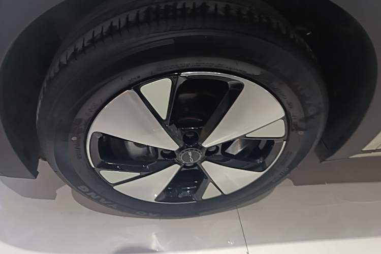 Used BYD Dolphin 2023 420 km Fashion Edition
