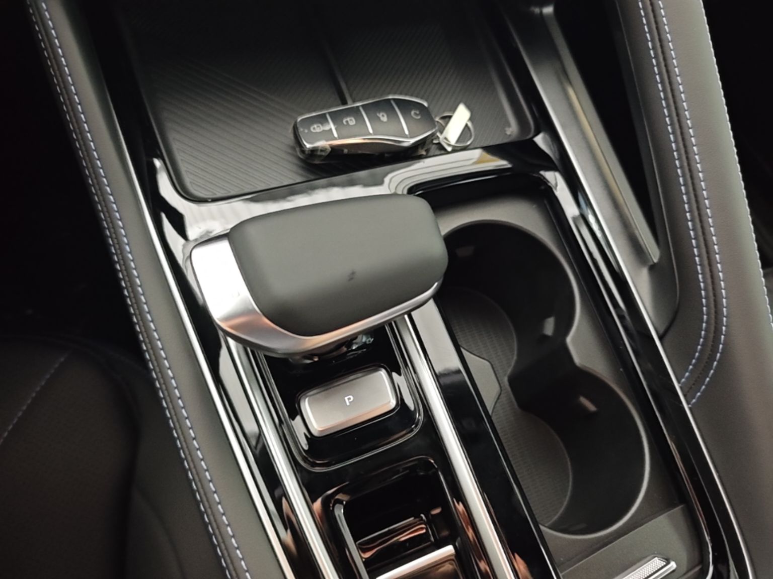 Geely Auto Preface 2026 Model Oriental Yao 1.5TD Fuyao Edition — снимка 16