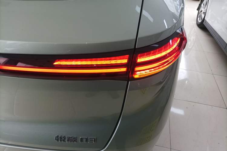 Used Bestune Yueyi 03 2025 565km Premium Edition Exterior 3