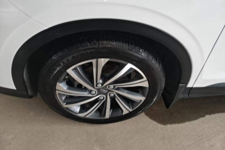 Used Geely Auto Coolray 2019 260T DCT Explorer China V Standard
