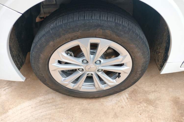 Used Wuling Jiachen 2022 1.5T Manual Comfort & Dynamic Version
