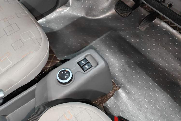 Used Dongfeng Fengon MINIEV 2022 Shishi Style Practical Version
