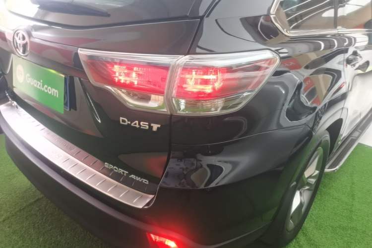 Used Toyota Highlander 2017 2.0T Four-Wheel Drive Luxury Edition 7 Seats
