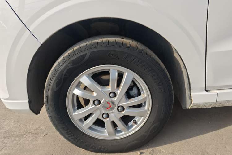 Used Wuling Hongguang 2019 1.5L S Standard Version China VI LAR