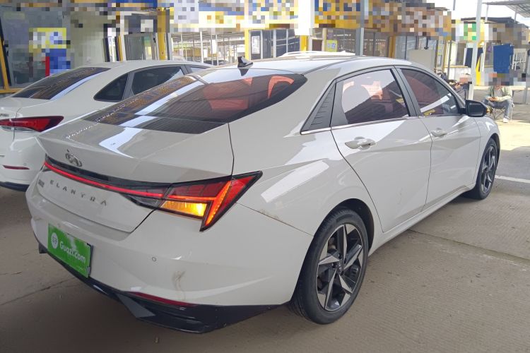 Used Hyundai Elantra 2022 1.5L CVT LUX Prestige Edition Rear Right 45 Deg