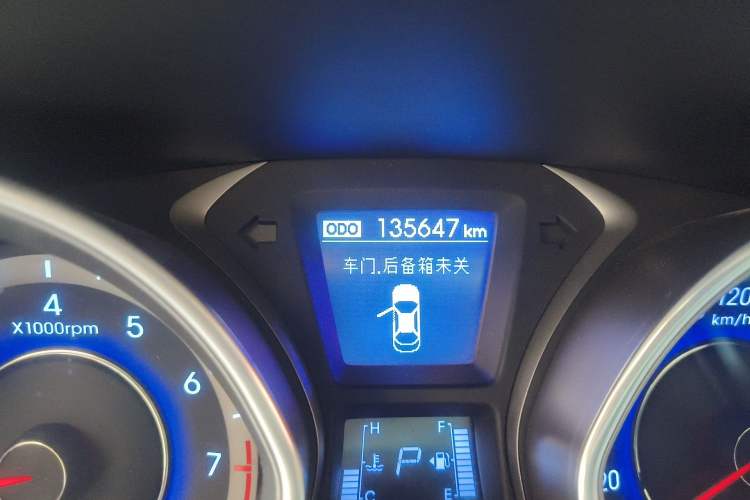 Used Hyundai Elantra (5th Generation / Langdong) 2015 1.6L Automatic Luxury Model
