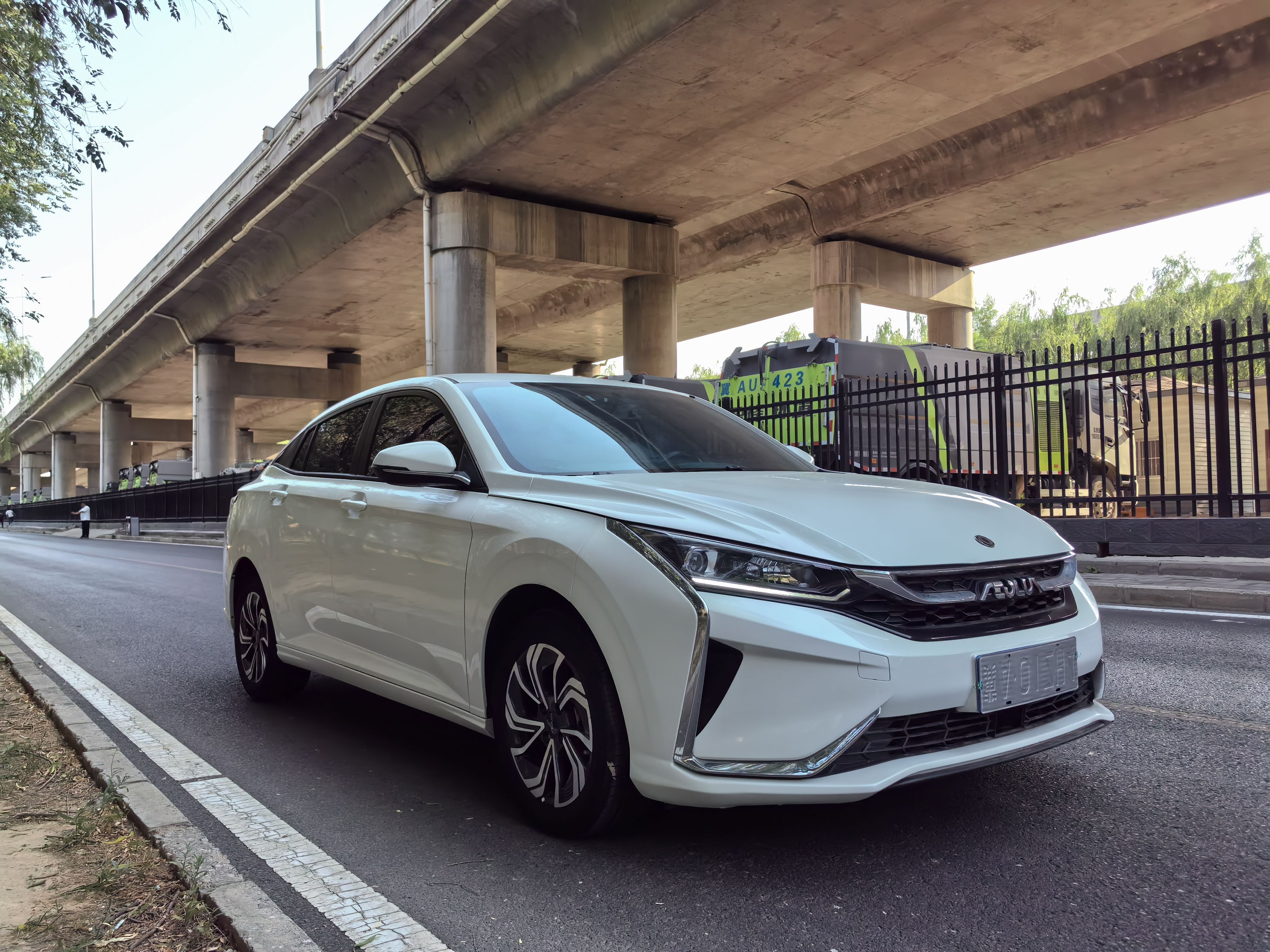 Dongfeng Aeolus Yixuan 2021 230T Automatic Glory Edition — снимка 3