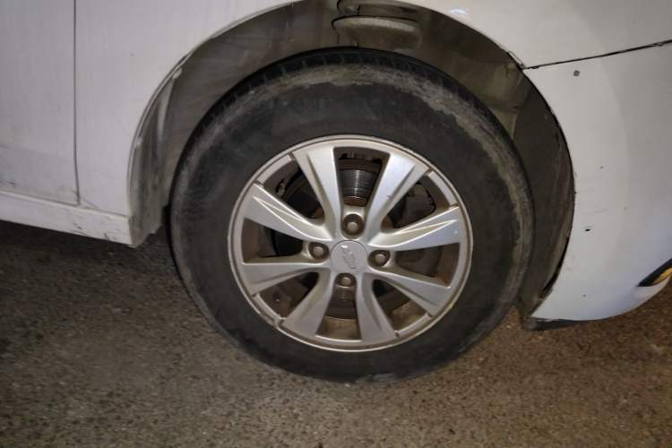 Used Chevrolet Lova RV 2016 1.5L Automatic Comfort Edition
