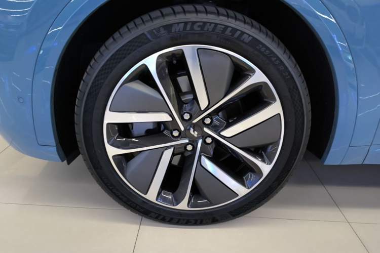 Used Li Auto L9 2023 Pro Model