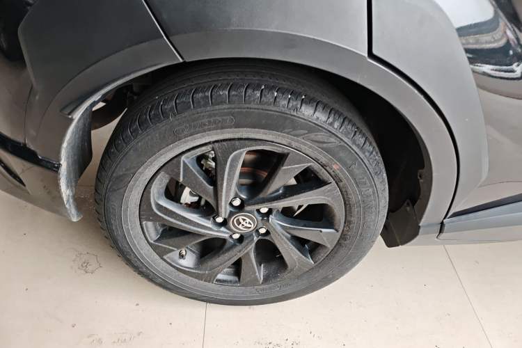 Used Toyota IZOA 2021 2.0L Yichi SPORT