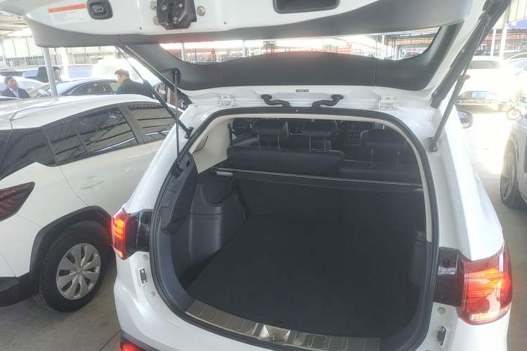 Used Mitsubishi Outlander 2018 2.4L 4x4 Elite Edition 5 Seats
