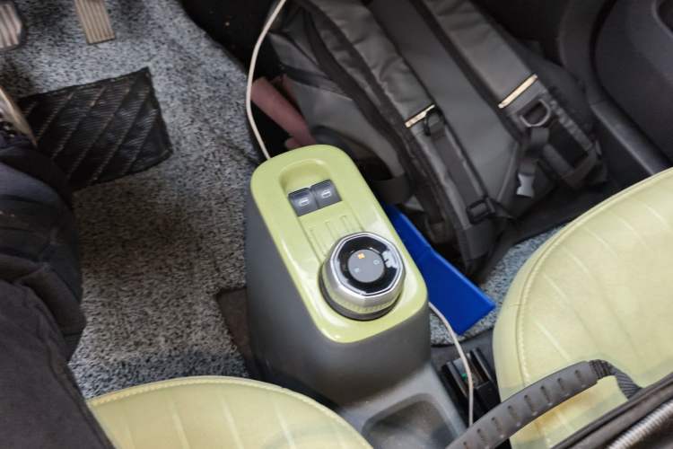 Used Geely Galaxy Panda 2023 Panda Mini 200km Endurance Bear
