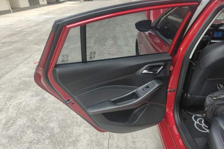 Used MG 5 2021 Revised 300TGI DCT Qingshè Luxurious Enjoyment Edition