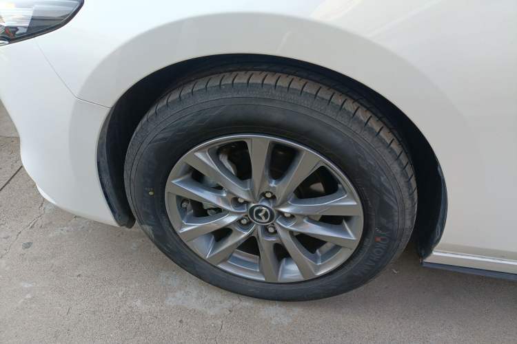 Used Mazda 3 Axela 2023 2.0L Automatic Zhiqing Edition