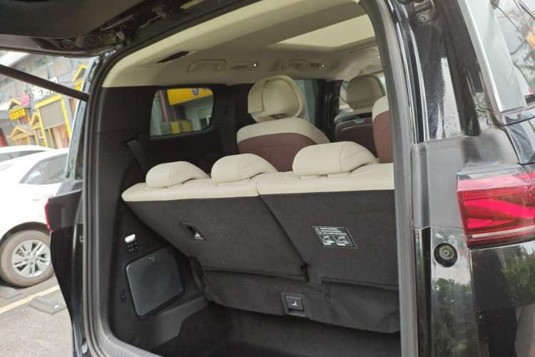 Used BYD Xia 2025 DM-i 1.5T 180km Excellence Model Trunk