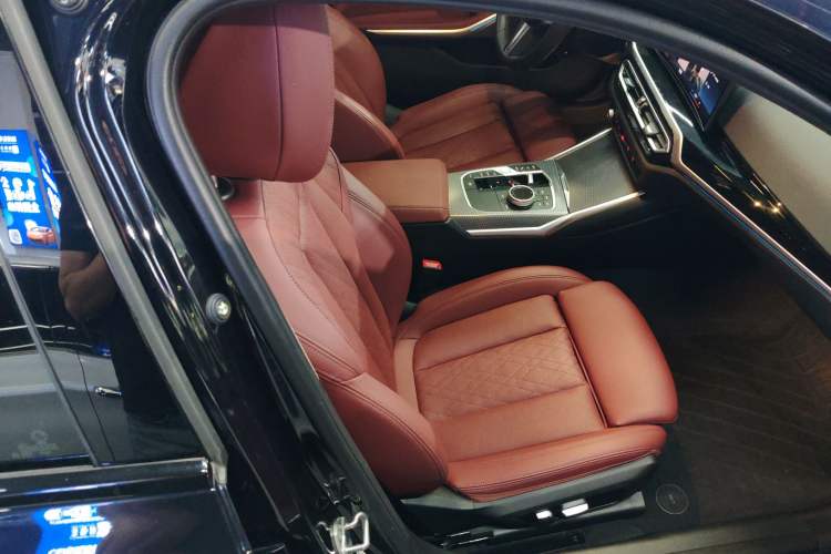 Used BMW 3 Series 2023 325Li M Sport Night Edition Package
