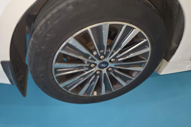 Used Ford Mondeo 2017 EcoBoost 180 Luxury Model
