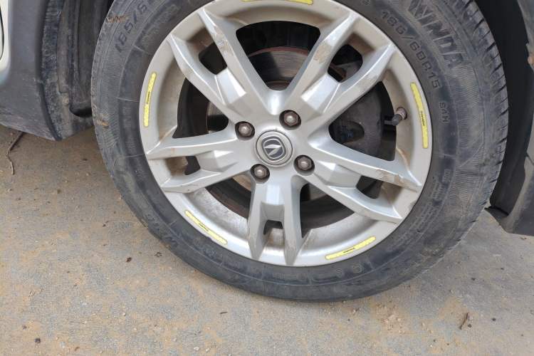 Used CHANGAN CX20 2014 1.4L Manual Sunroof Navigation Version – China IV Standard