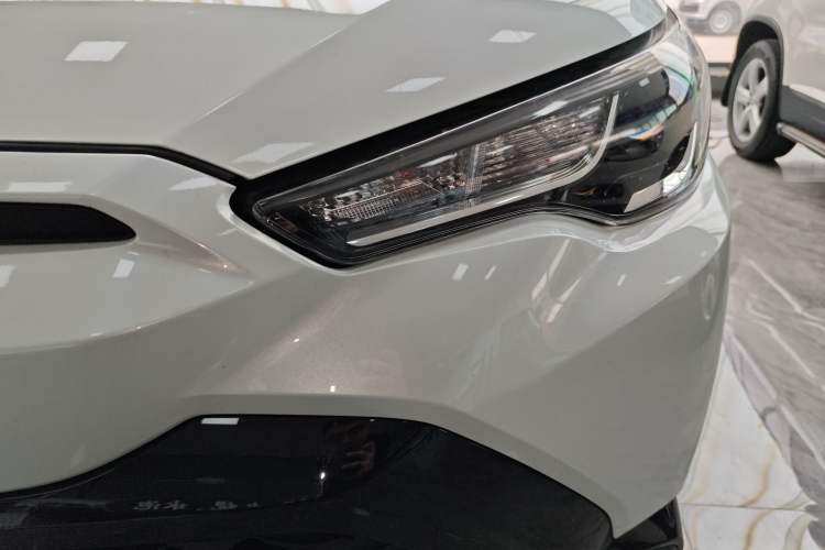 Used Toyota FRONTLANDER 2024 2.0L CVT Elite Plus Edition Left Front Headlight