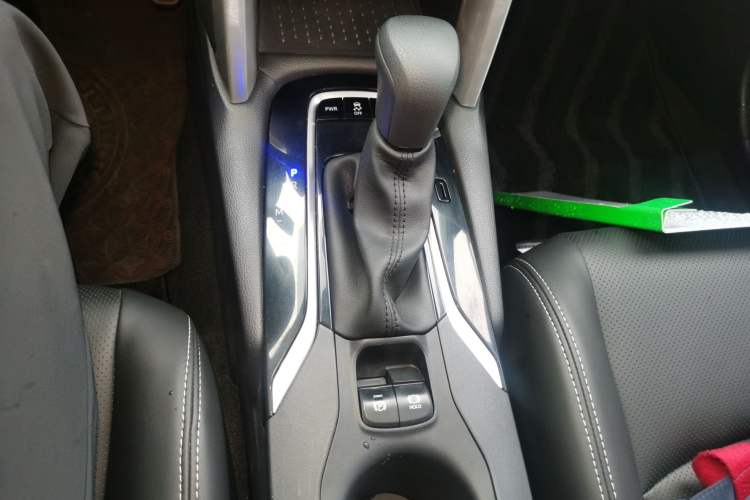 Used Toyota FRONTLANDER 2022 2.0L CVT Luxury Edition