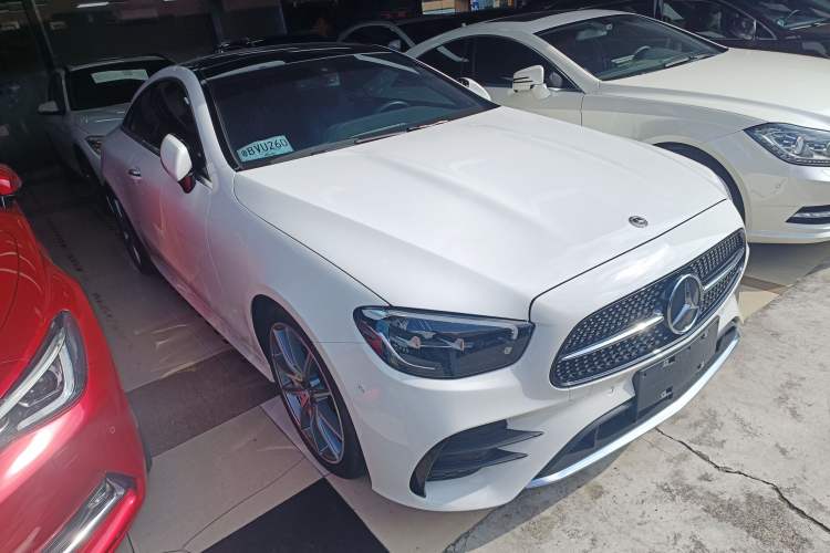 Used Mercedes-Benz E-Class 2021 E 260 Coupe Exterior 2