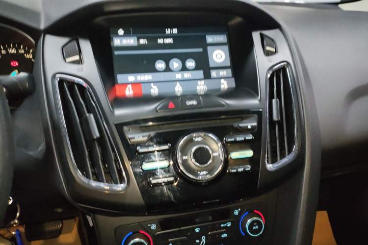 Used Ford Focus 2017 Sedan 1.6L Automatic Fashion Edition Smart Drive Version