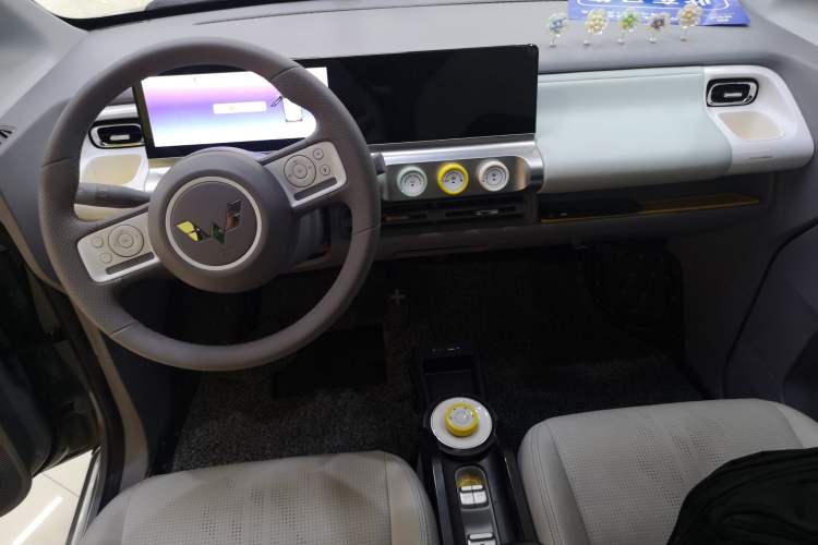 Used Wuling Air ev 2023 - Four Seats - Advanced Edition